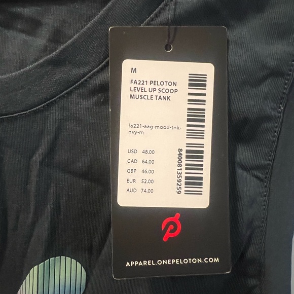 Peloton tank size medium- new with tags - Picture 2 of 2